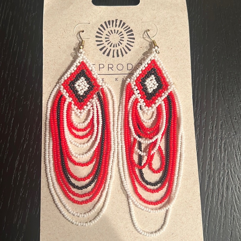Handmaid earrings from Brazilian Indigenous Tribe at the Amazon’s